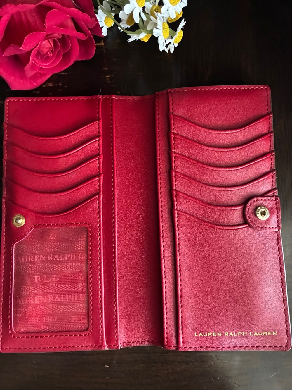 Ralph Lauren Black Leather Zip Wallet with Gold-Tone Hardware - Picture 2 of 11